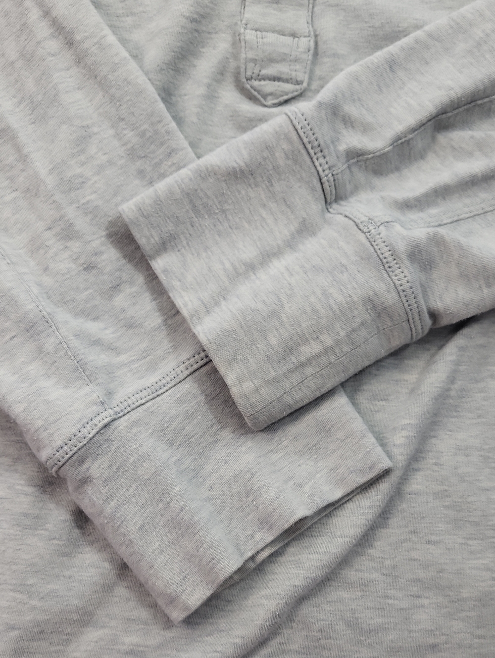 Kit and Ace Lightweight Men's Tee - Longsleeve - Picture 5 of 5